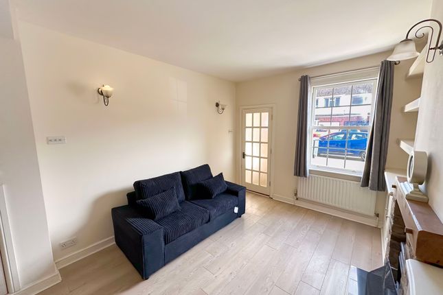 66, Newtown Road, Uxbridge photo 2