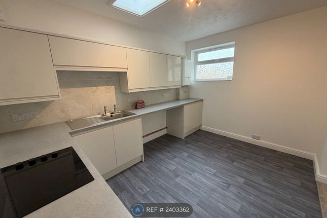 Queen Elizabeth Court, Great Yarmouth photo 3