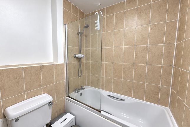 35, Fenwick Close, Newcastle Upon Tyne photo 4