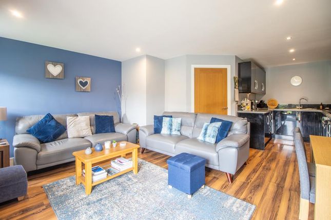 Flat for sale in Rayleigh Road, Eastwood, Leigh-On-Sea