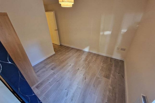 Flat to rent in Old Christchurch Road, Bournemouth