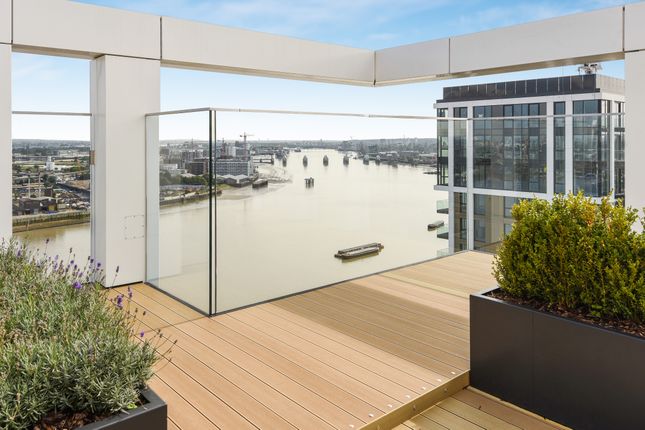 Flat for sale in The Waterman, 5 Tidemill Square, Lower Riverside, Greenwich Peninsula