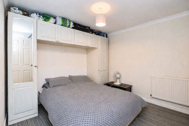 Flat 4, 15, Rumbridge Street, Southampton photo 4