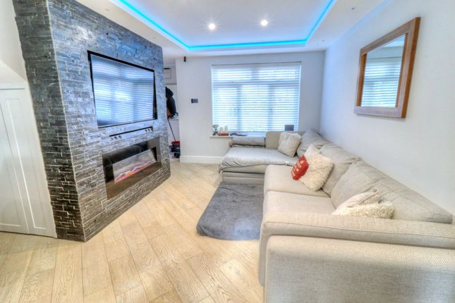 9 Philps Close, High Wycombe photo 2