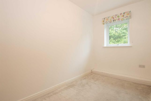 Flat to rent in Norden Mead, Walton, Milton Keynes