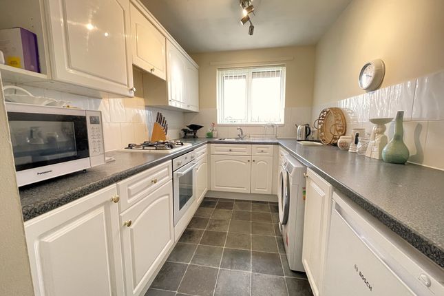 14, Pilgrim Rise, Doncaster photo 3