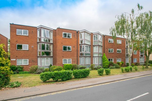 Flat for sale in Eversley Lodge, Park View, Hoddesdon