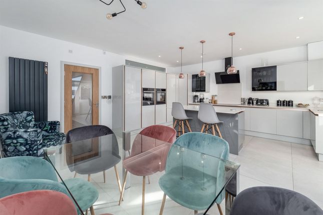 132b Cecil Road, Altrincham photo 3