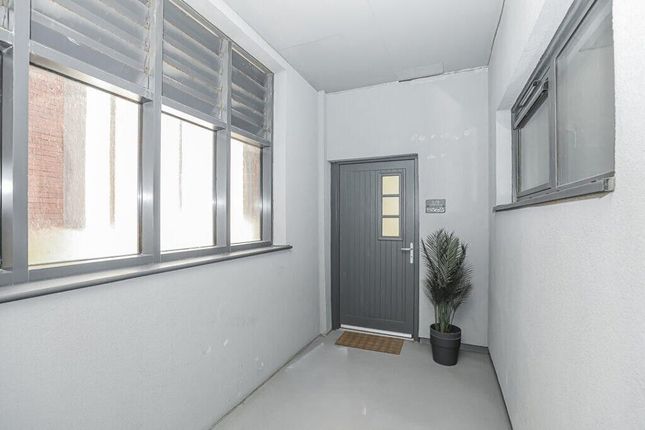 Inverlair Avenue, Flat 1-9, Cathcart, Glasgow South photo 2
