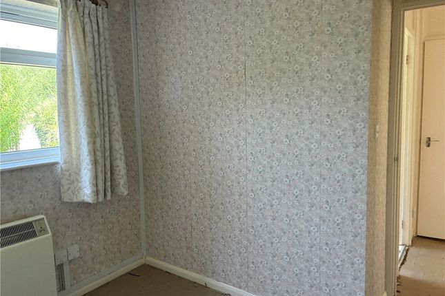 12, The Beeches, Swindon photo 5