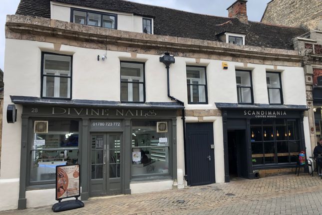 Thumbnail Flat to rent in High Street, Stamford