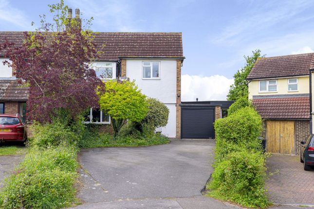 4 bed semi-detached house to rent in Beeches Close, Saffron Walden CB11