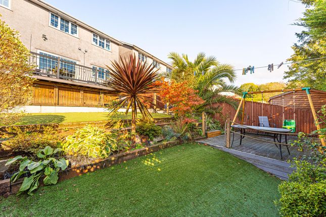 26 Cotswold Way, Newport photo 4
