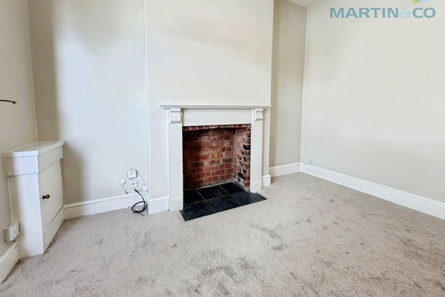 8, George Street, Lincs photo 2
