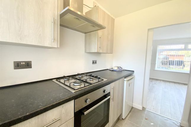 Thumbnail Flat to rent in Allesley Court, Allesley, Coventry