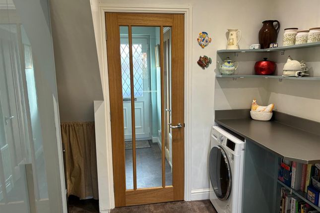 8, Cherry Close, Hornsea photo 4
