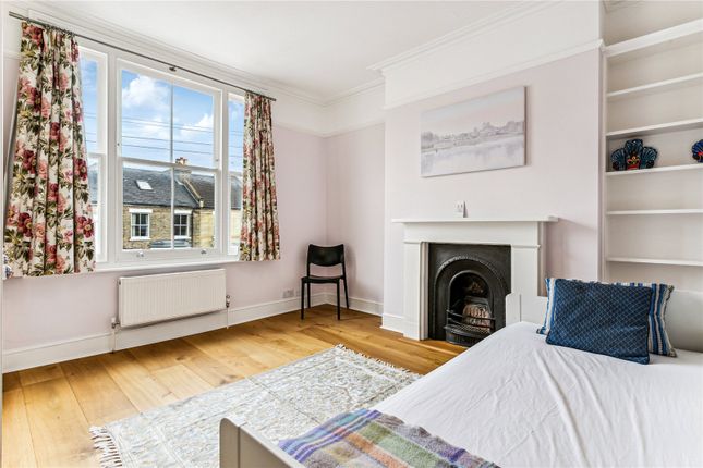 Semi-detached house to rent in Redgrave Road, Putney, London