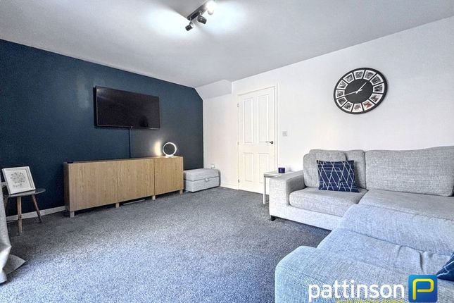 71, Welby Way, Durham photo 3
