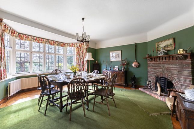 Oaklands, 16, Barrs Avenue, Hampshire photo 3