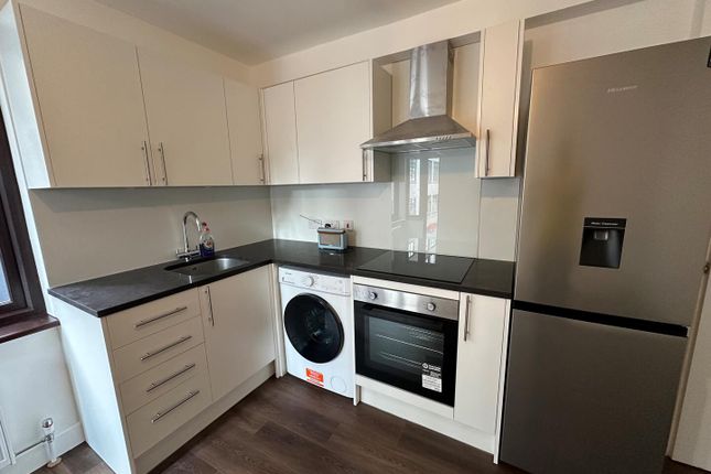9, Kenrick Place, London photo 3