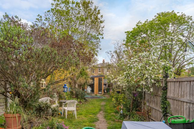40, Nightingale Road, London photo 4