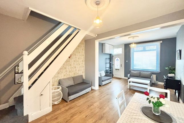 5, Annie Street, Salford photo 5