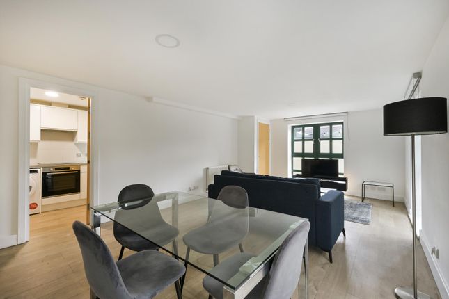 Flat 7 Concordia Wharf 21, Cold Harbour, London photo 4