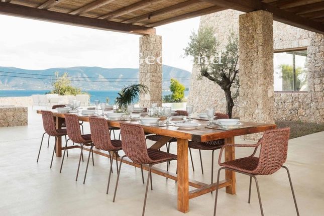 Villa for sale in Thini, Greece
