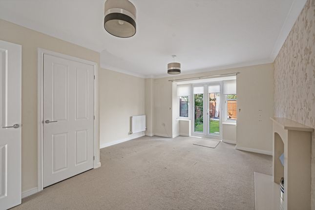 Sunbeam Close, Newport photo 4