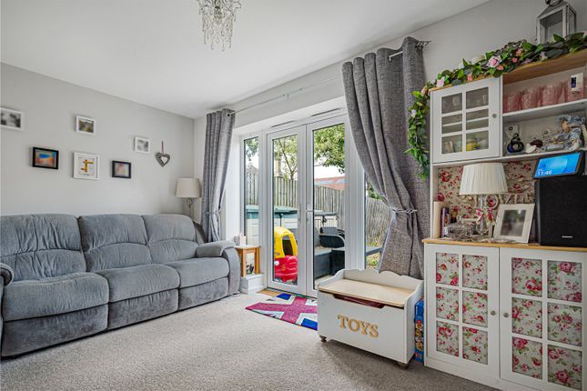 49, Martin Drive, Dartford photo 4