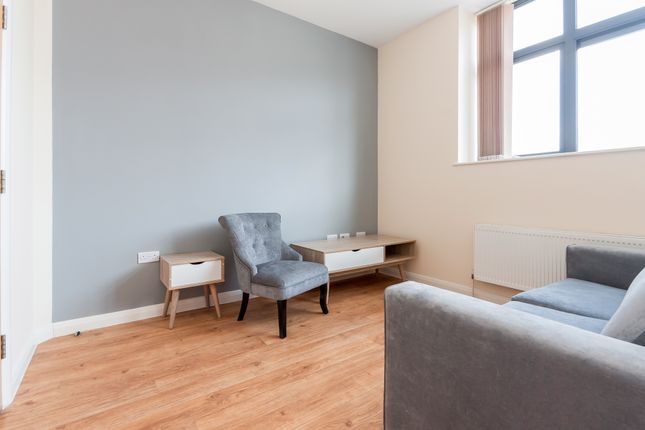 Flat for sale in Court Way, London