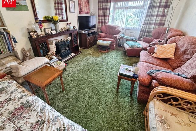 31, Maple Drive, Burnham-on-Sea photo 2