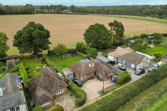 3-bed bungalow on 52, Hogg Lane, Holmer Green, £595,000