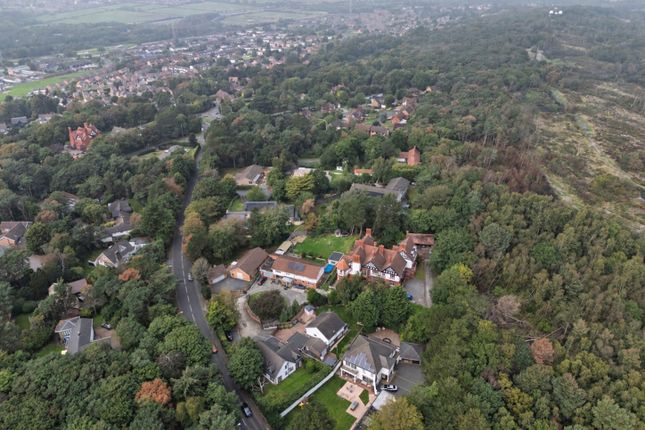 4-bed detached on Upton Road, Merseyside, £600,000