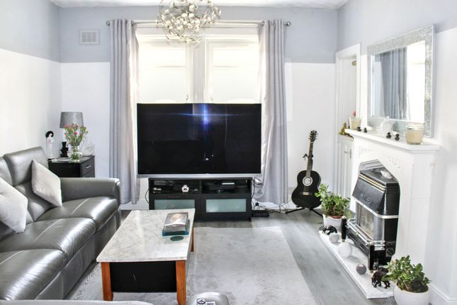 14, Ochilview, Tillicoultry photo 2
