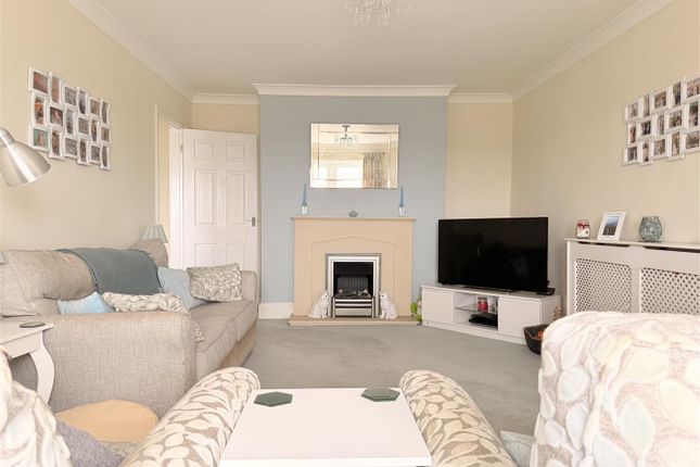 8, Rhandirfelin, Llanelli photo 2