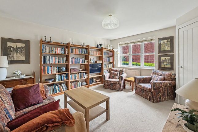 47, Teeswater Close, Rugby photo 3
