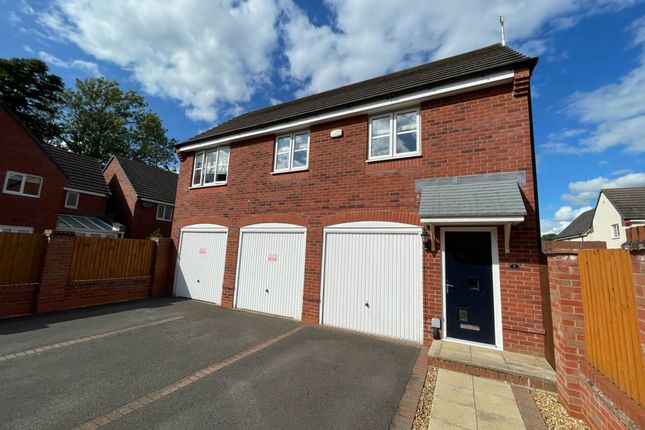 Thumbnail Flat to rent in Mallard Close, Leicester