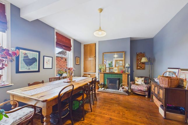 18, Prospect Hill, Whitby photo 3