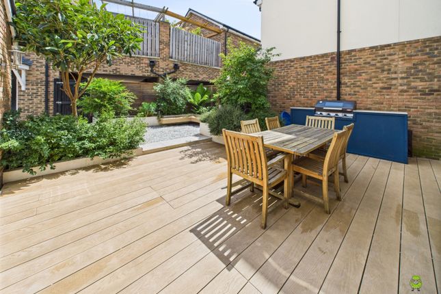 Patio James Hillier Ewemove Bexley And Dartford Bo