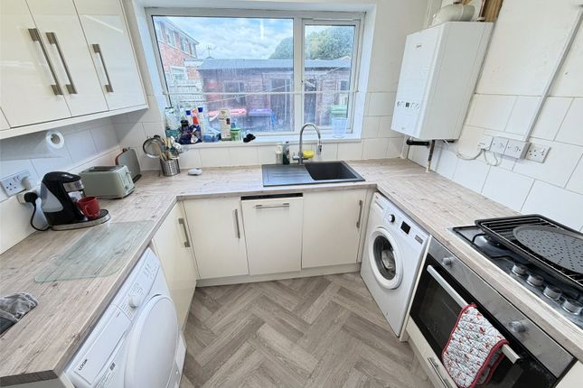 74, Malvern Crescent, Telford photo 2