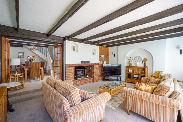 45, Winchelsea Lane, Hastings photo 3