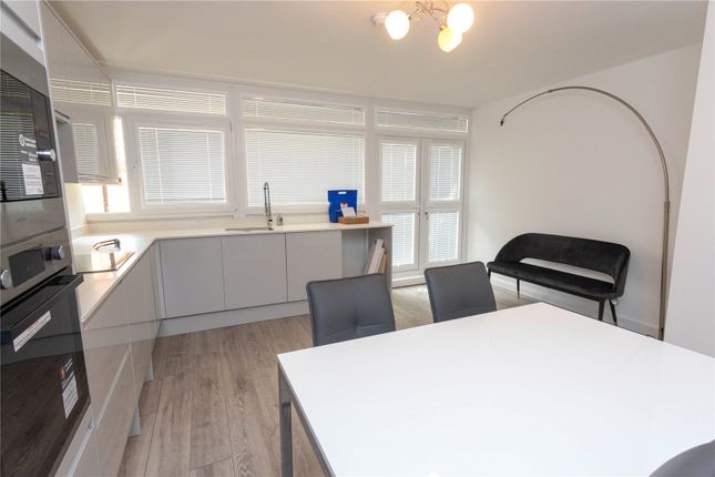 1 Calgary Court,, Canada Estate, Greater London photo 4