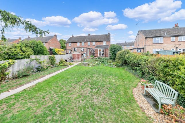 24 Dixies Close, Baldock photo 4