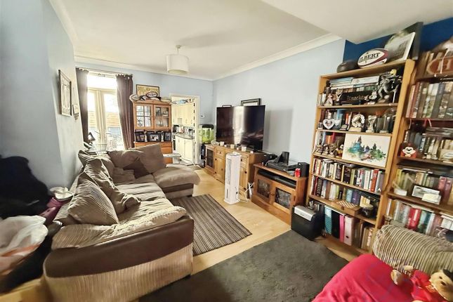16, Vere Avenue, Sutton-In-Ashfield photo 4