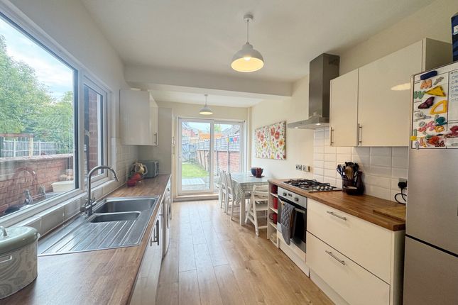 20, Clarendon Road, Kenilworth photo 3