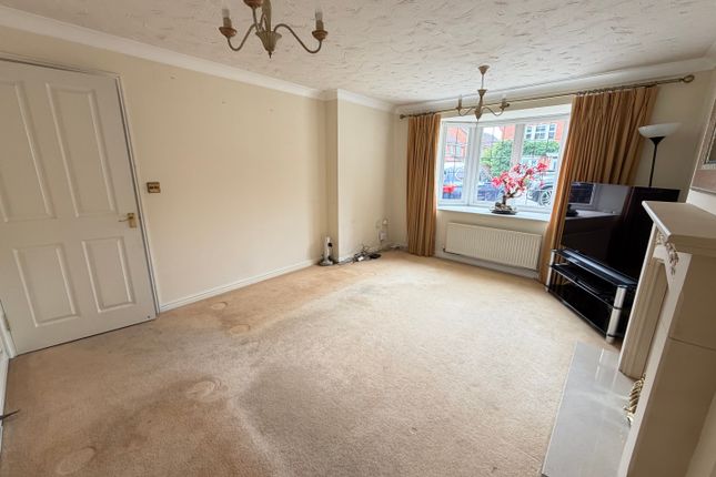 6, Sandleford Drive, Bedford photo 3