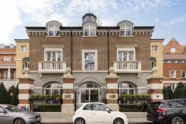 Flat for sale in 68 Vincent Square, Westminster, London