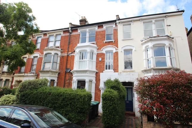 Flat to rent in Cornwall Road, Stroud Green