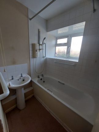 77, Montgomery Drive, Rugby photo 4